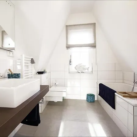 Ferienhaus Kranich Groß Schwansee